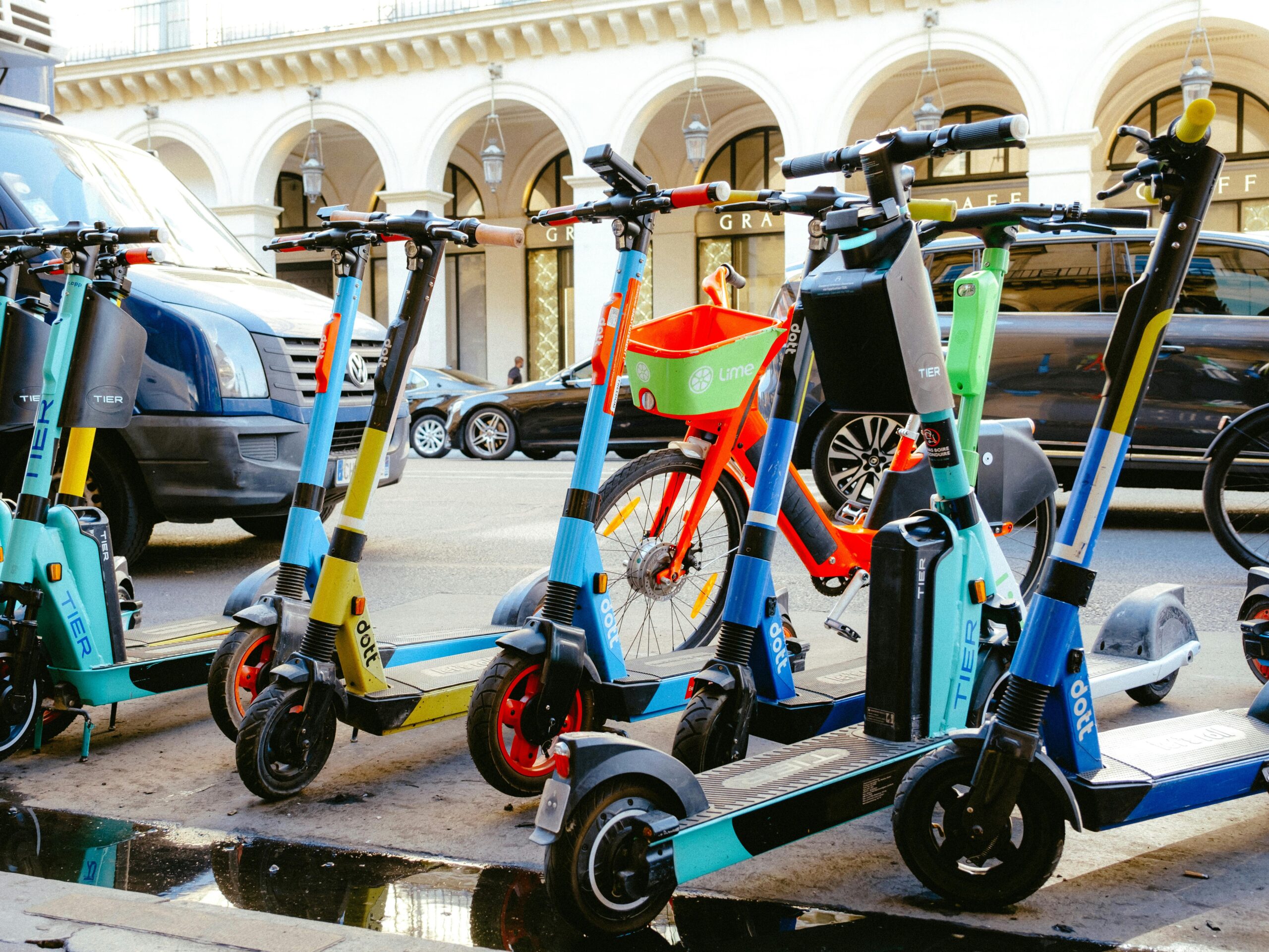 The Rise of Electric Scooters: Sustainable Micro-Mobility in Cities